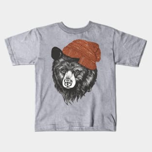 bear in a hat Kids T-Shirt